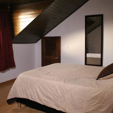 Hospedaje Sary House Bogotá Exteriér fotografie